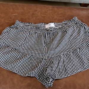 Hollister Black and White Checkered High Waist Shorts